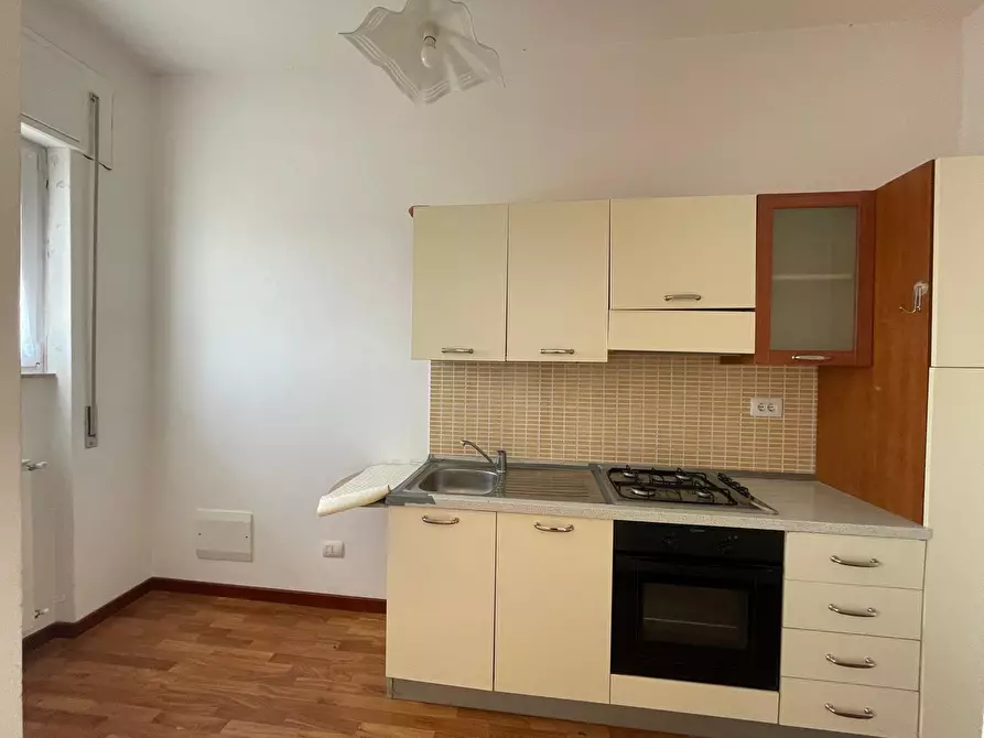 Immagine 4 di Quadrilocale in vendita  in Via Cafaggio 1 a Ameglia