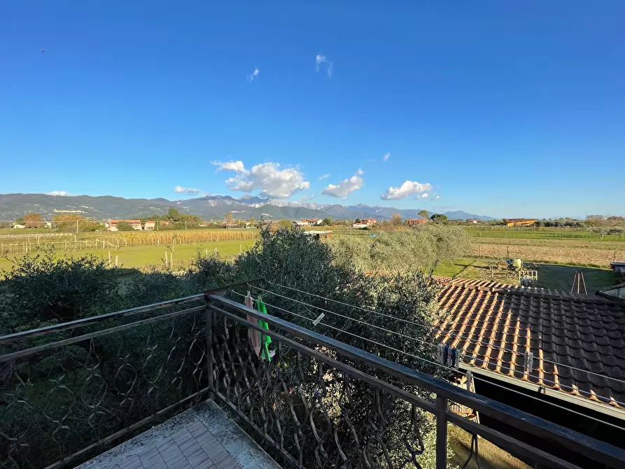 Immagine 9 di Pentalocale in vendita  a Ameglia