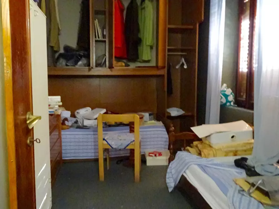 Immagine 9 di Quadrilocale in vendita  a Ameglia