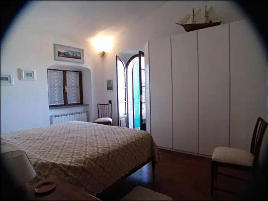 Immagine 8 di Pentalocale in vendita  a Ameglia