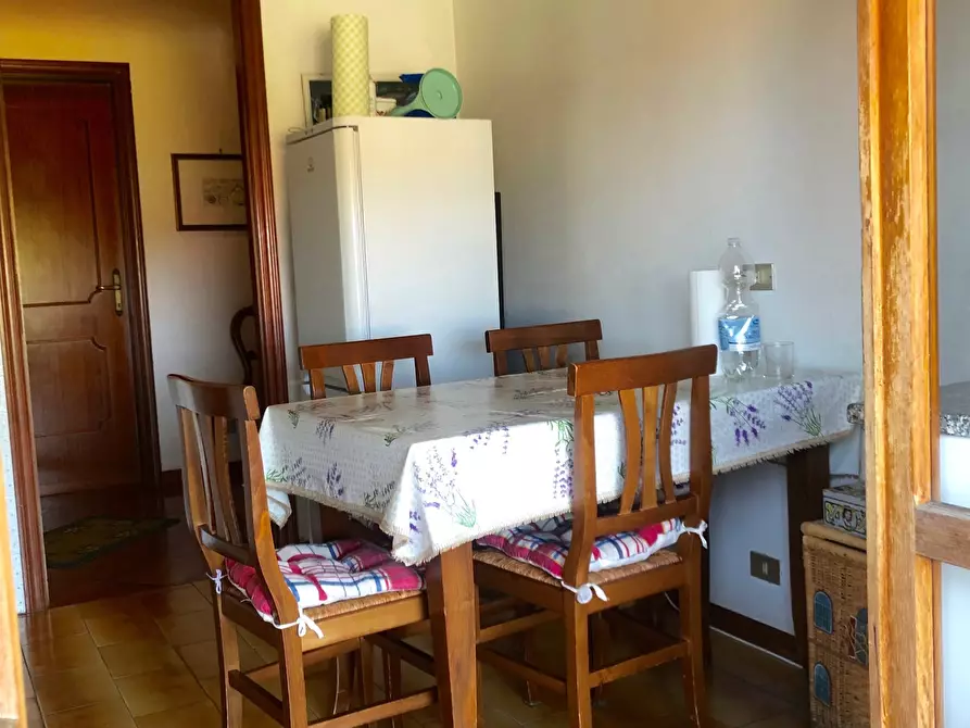 Immagine 3 di Pentalocale in vendita  a Castelnuovo Magra