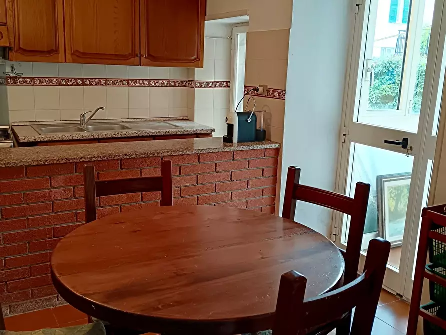 Immagine 7 di Porzione di casa in vendita  a Ameglia