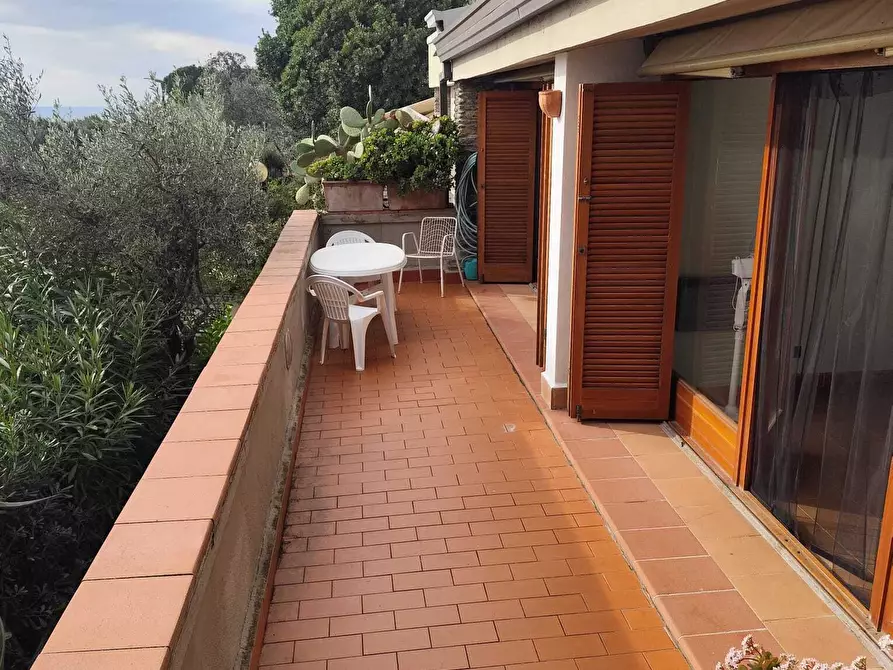 Immagine 22 di Trilocale in vendita  in Strada Punta Bianca 2 a Ameglia