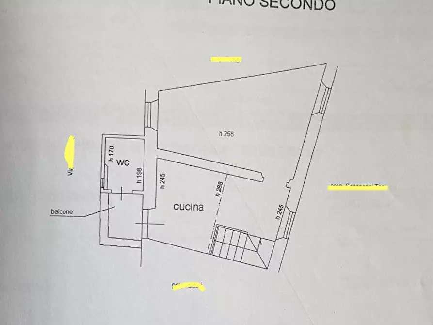 Immagine 10 di Bilocale in affitto  a Ameglia