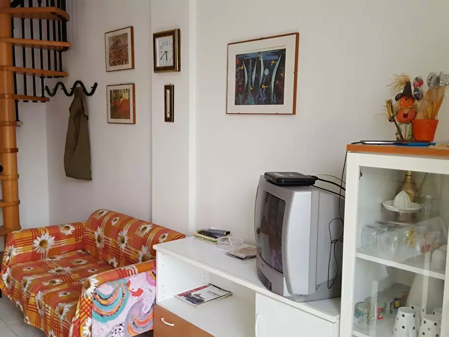 Immagine 3 di Bilocale in vendita  a Ameglia