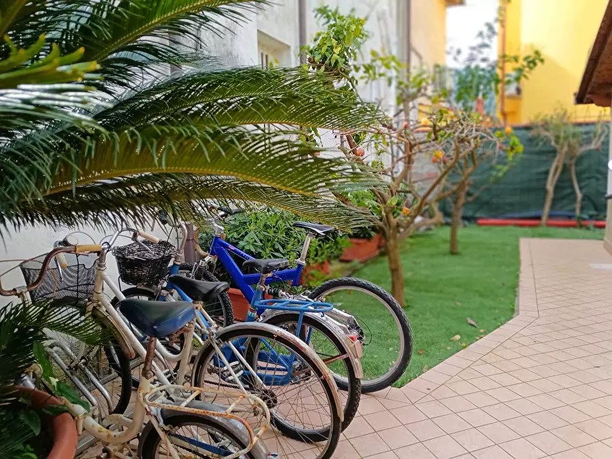 Immagine 39 di Casa semindipendente in vendita  a Ameglia