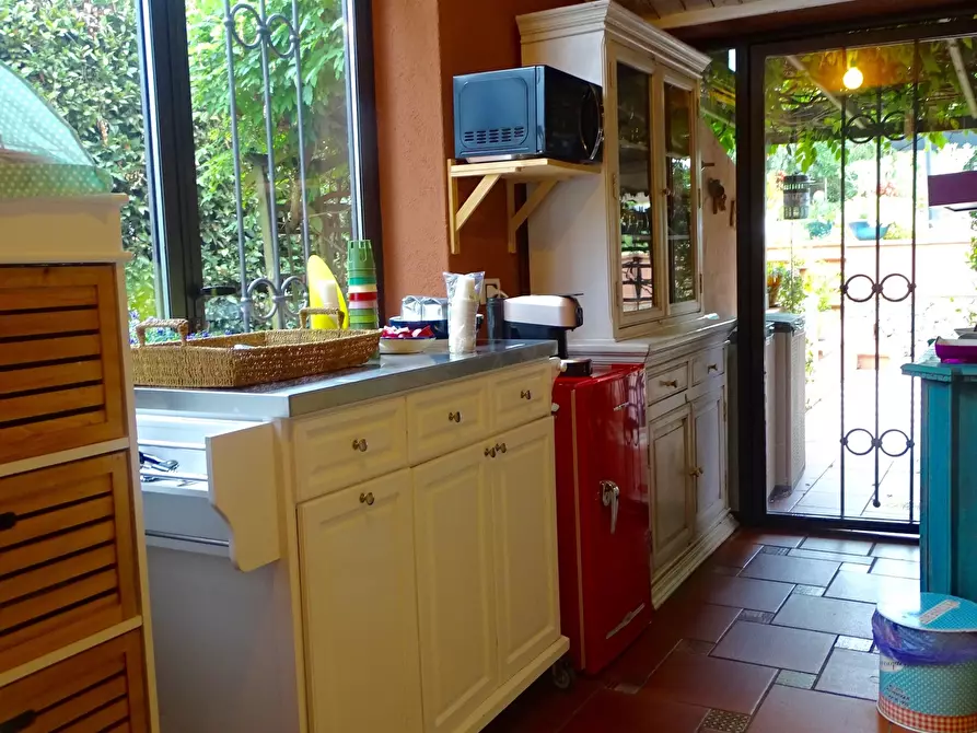 Immagine 14 di Villa in vendita  a Sarzana