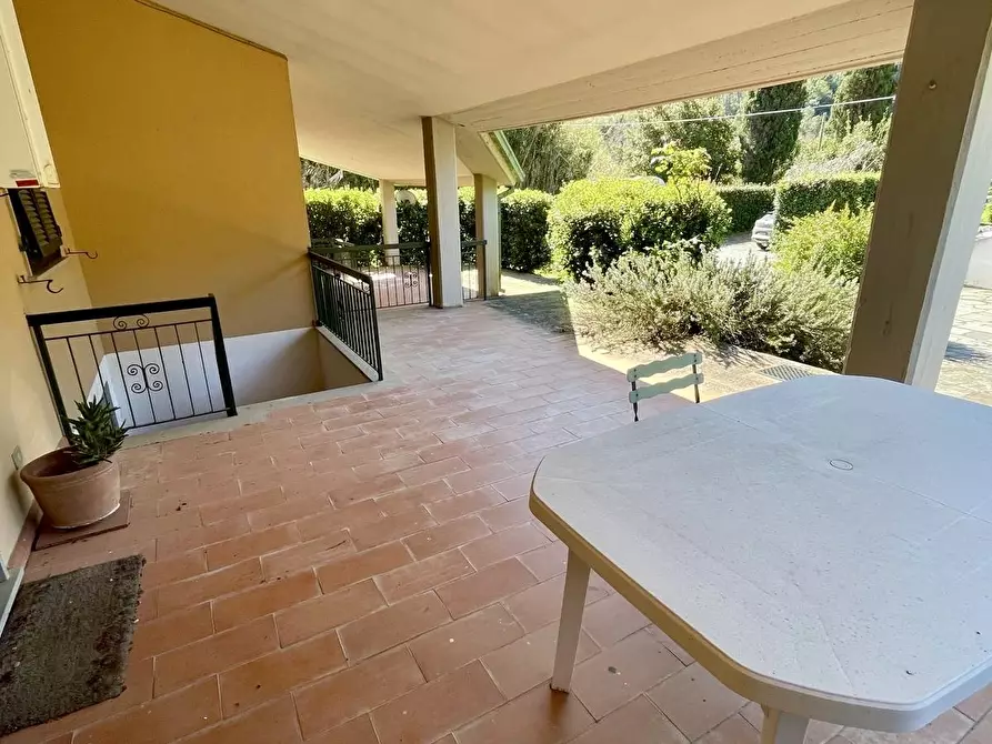 Immagine 3 di Casa semindipendente in vendita  a Ameglia