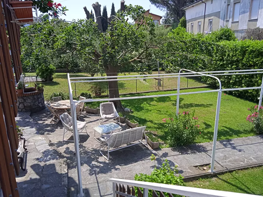 Immagine 23 di Casa bifamiliare in vendita  a Sarzana