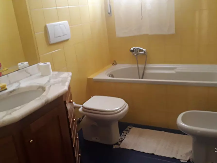 Immagine 10 di Appartamento in affitto  in Via Brigata Partigiana Ugo Muccini a Sarzana