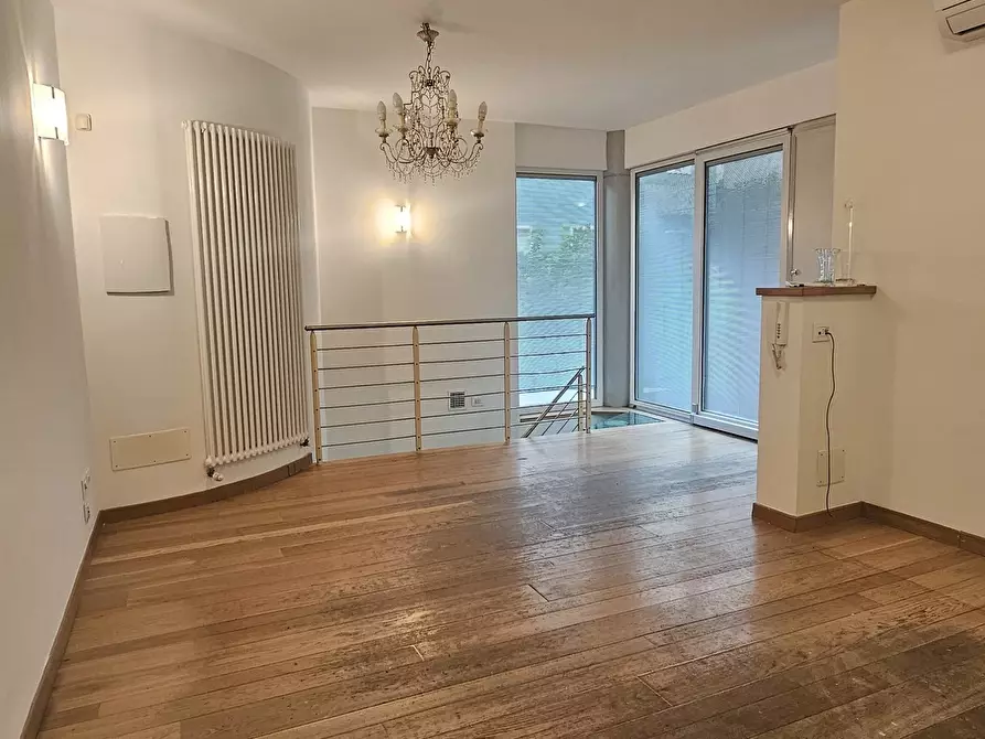 Immagine 3 di Casa indipendente in vendita  in Va Mancini 2 a Jesi