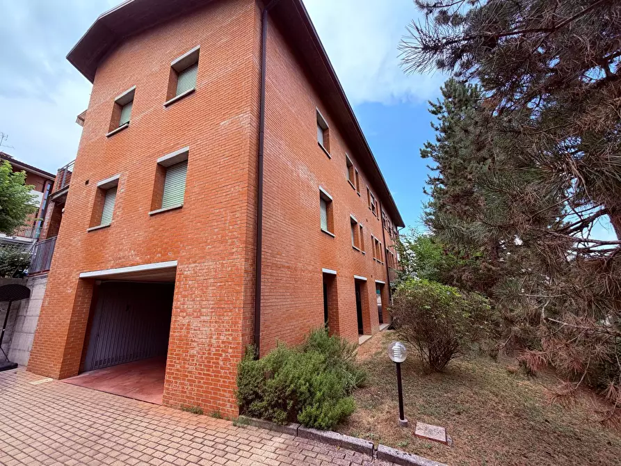 Immagine 32 di Appartamento in vendita  in Via Ugo la Malfa 15 a Valsamoggia