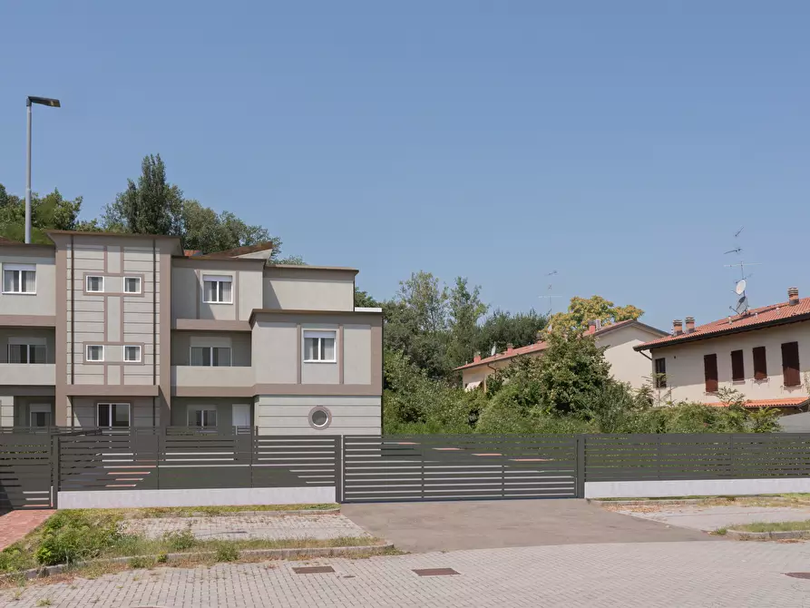 Immagine 15 di Appartamento in vendita  in Via Calzolara a Valsamoggia