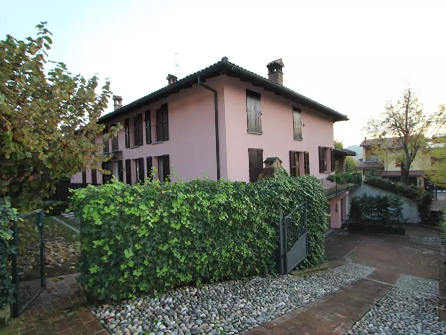 Immagine 22 di Porzione di casa in vendita  in Via Marco Biagi a Valsamoggia