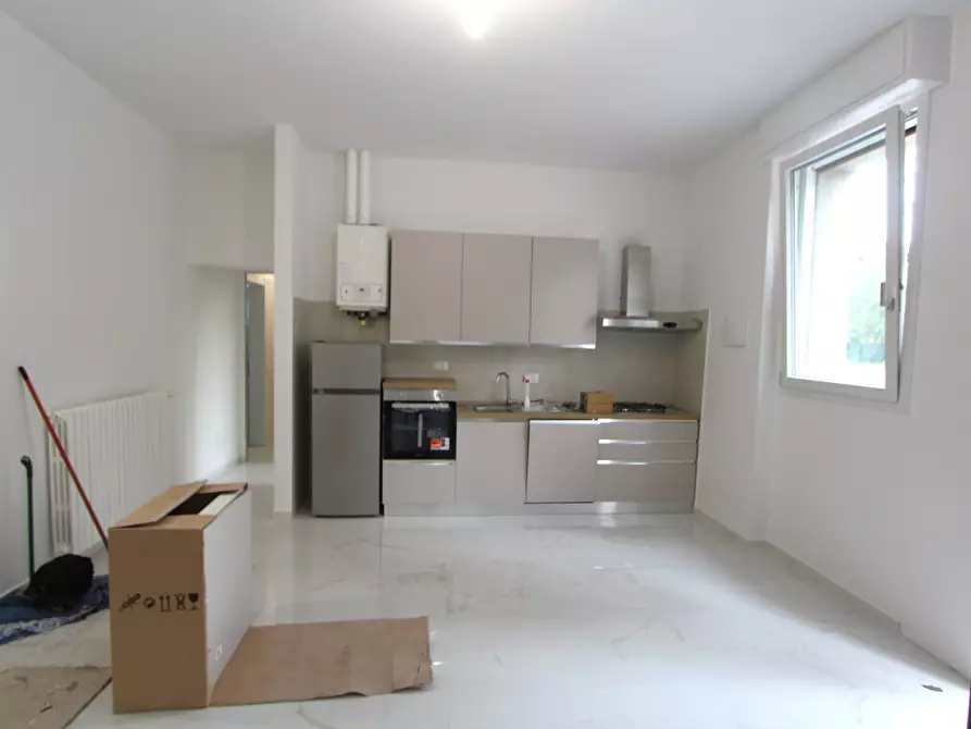 Immagine 16 di Appartamento in vendita  in Via Cesare Rocchi a Valsamoggia