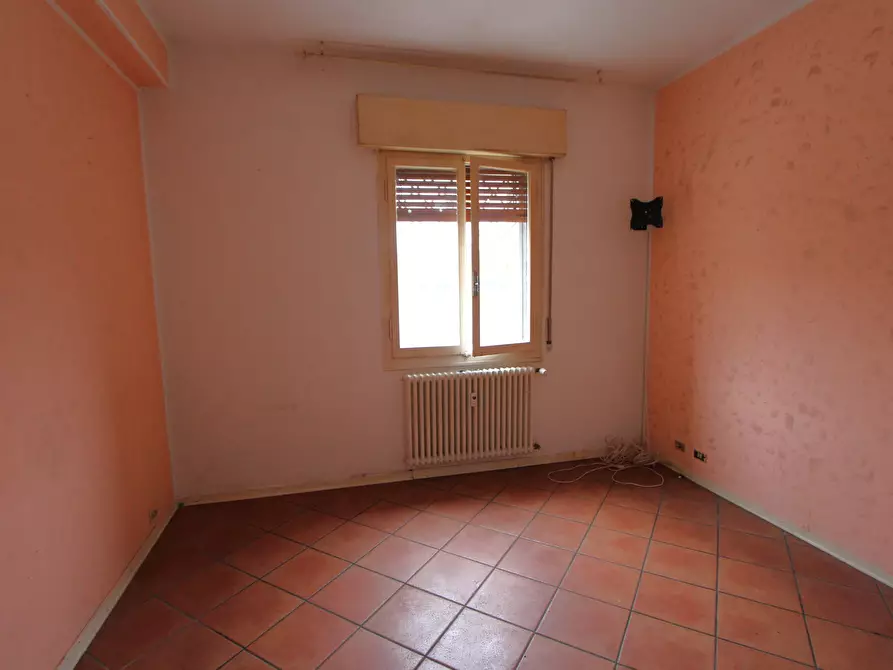 Immagine 14 di Appartamento in vendita  in Via Sirena a Valsamoggia