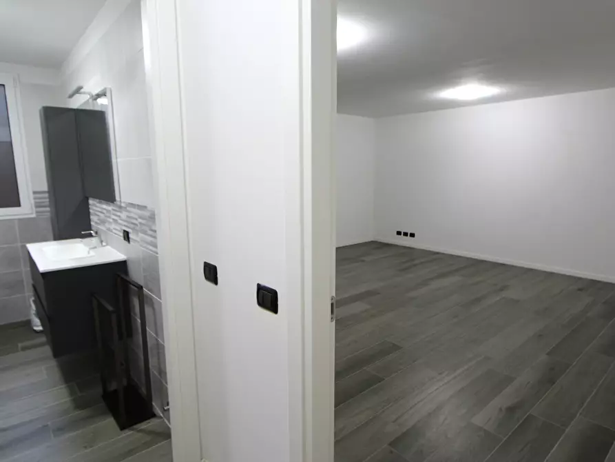 Immagine 39 di Appartamento in vendita  in SP569 18 a Valsamoggia