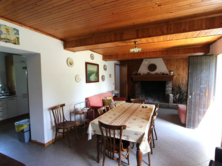 Immagine 6 di Porzione di casa in vendita  in Via Palazzetto 17 a Valsamoggia