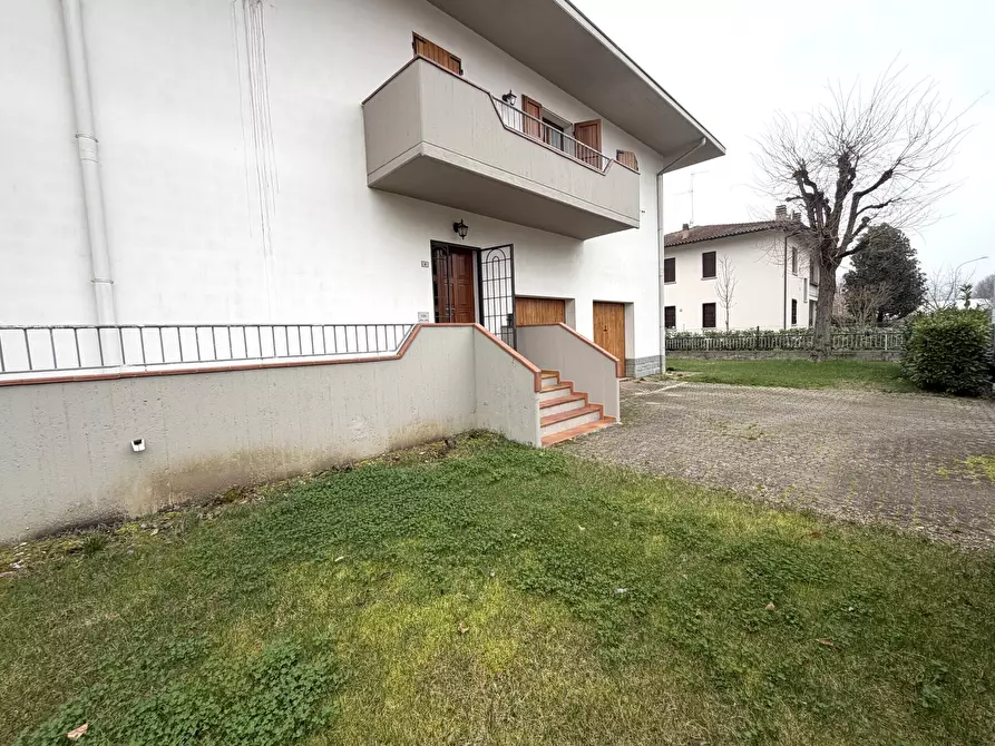 Immagine 11 di Porzione di casa in vendita  a Valsamoggia