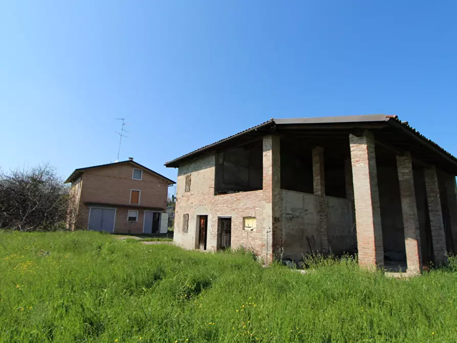 Immagine 57 di Porzione di casa in vendita  in Viale M. di Canossa a Valsamoggia