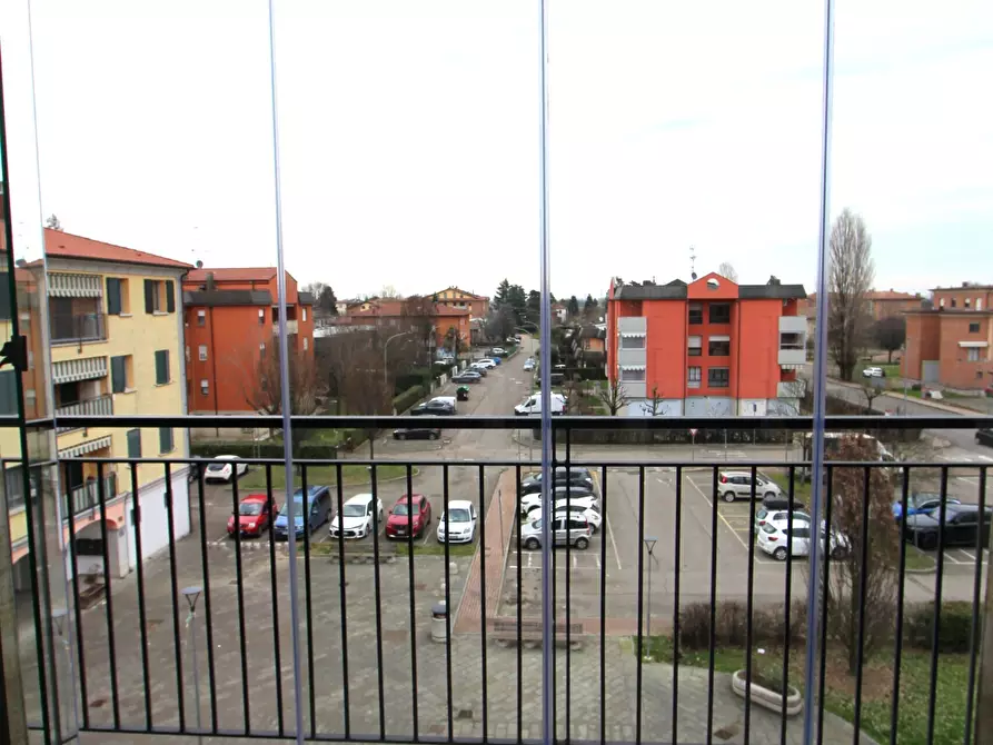 Immagine 28 di Appartamento in vendita  in Piazza Lorenzo D' Auria 3 a Valsamoggia