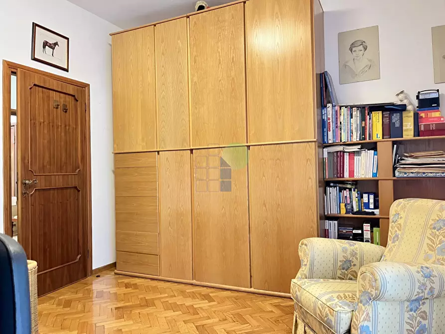 Immagine 49 di Pentalocale in vendita  in Via Calzabigi 110 a Livorno