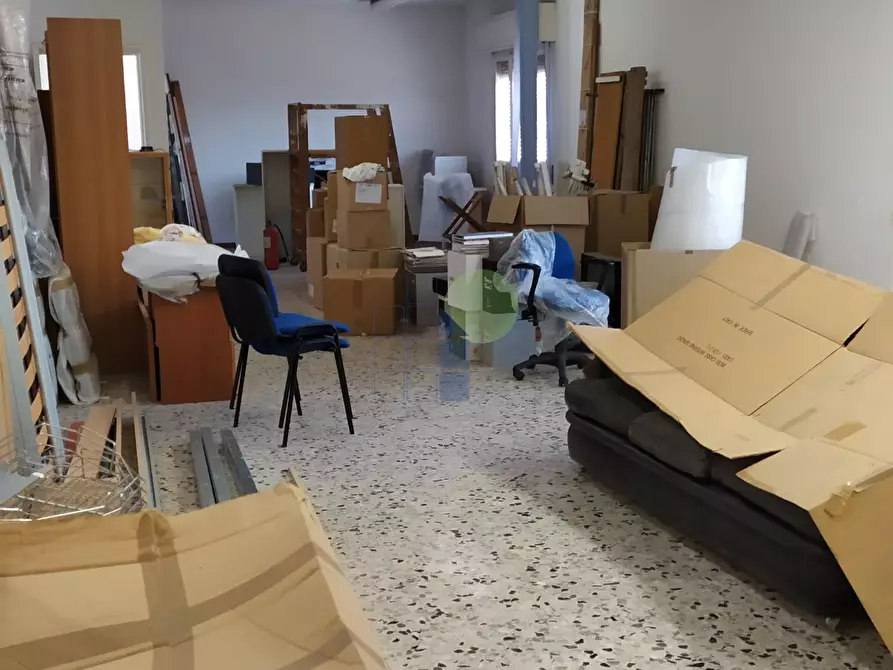 Immagine 9 di Attività artigianale in vendita  in Via Francesco Pera 1 a Livorno