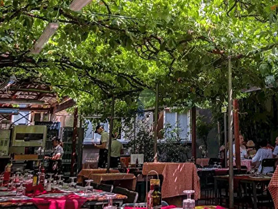 Immagine 1 di Bar / Ristorante in vendita  a Livorno