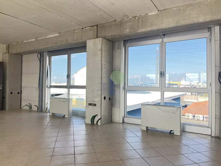 Immagine 5 di Ufficio in affitto  in Via delle Cateratte 105 a Livorno