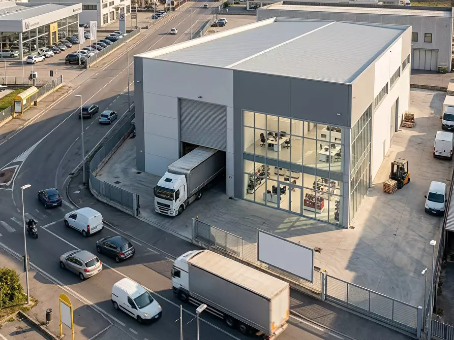 Immagine 1 di Capannone industriale in vendita  a Santo Stefano Di Magra