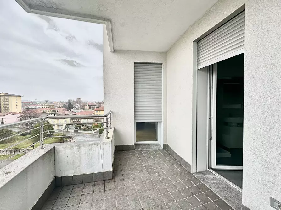 Immagine 11 di Bilocale in vendita  in Via G. Matteotti 1 a Borgomanero