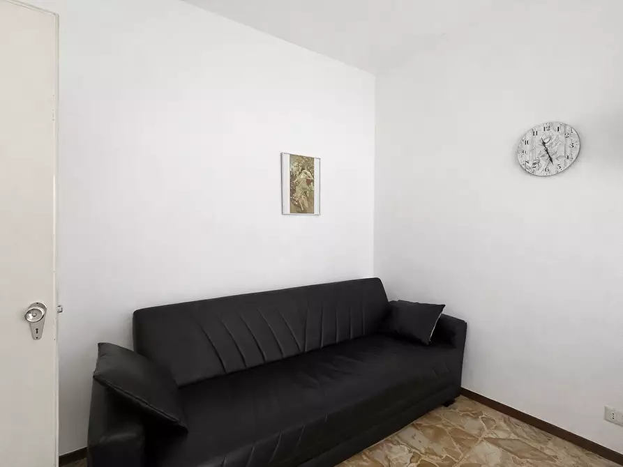 Immagine 2 di Bilocale in affitto  in Via Mottarone 1 a Arona