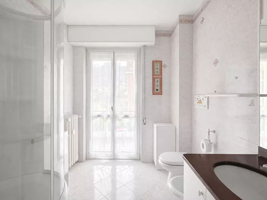 Immagine 13 di Bilocale in affitto  in Via XXIV Maggio 1 a Arona