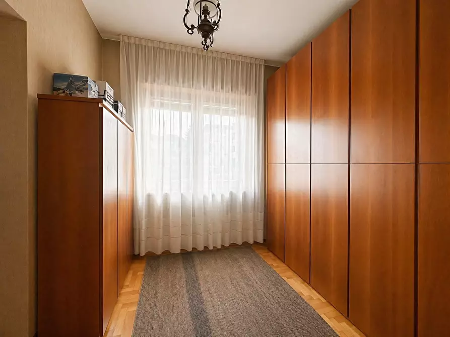 Immagine 11 di Villa in vendita  in Via Varallo Pombia 2 a Castelletto Sopra Ticino
