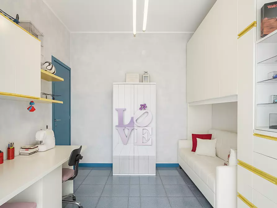 Immagine 21 di Trilocale in vendita  in Via Monviso 10 a Arona