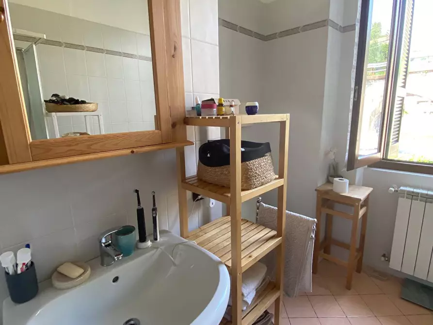Immagine 14 di Bilocale in affitto  in Via Minazza a Meina