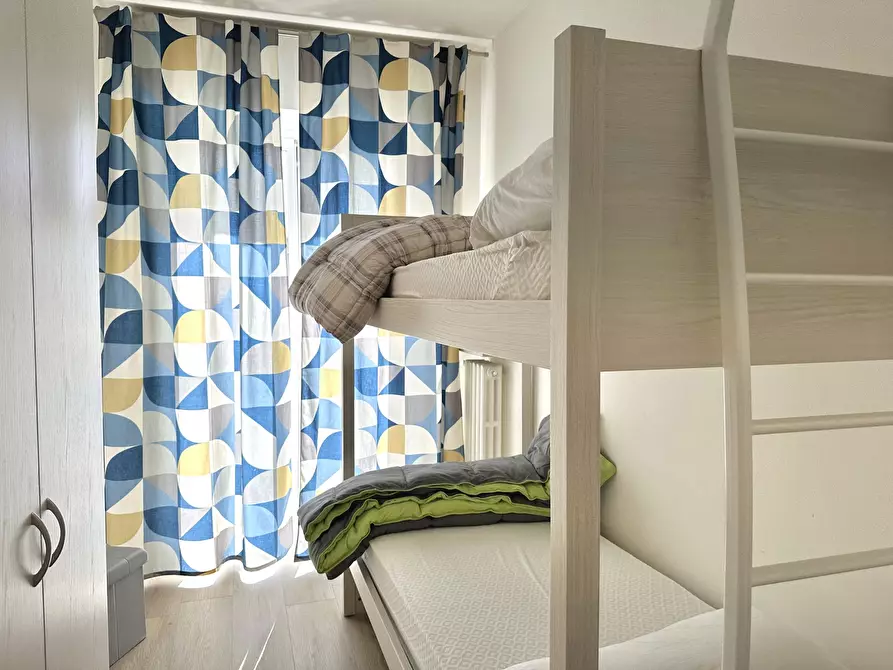 Immagine 14 di Trilocale in affitto  in Via XXV Aprile 1 a Arona