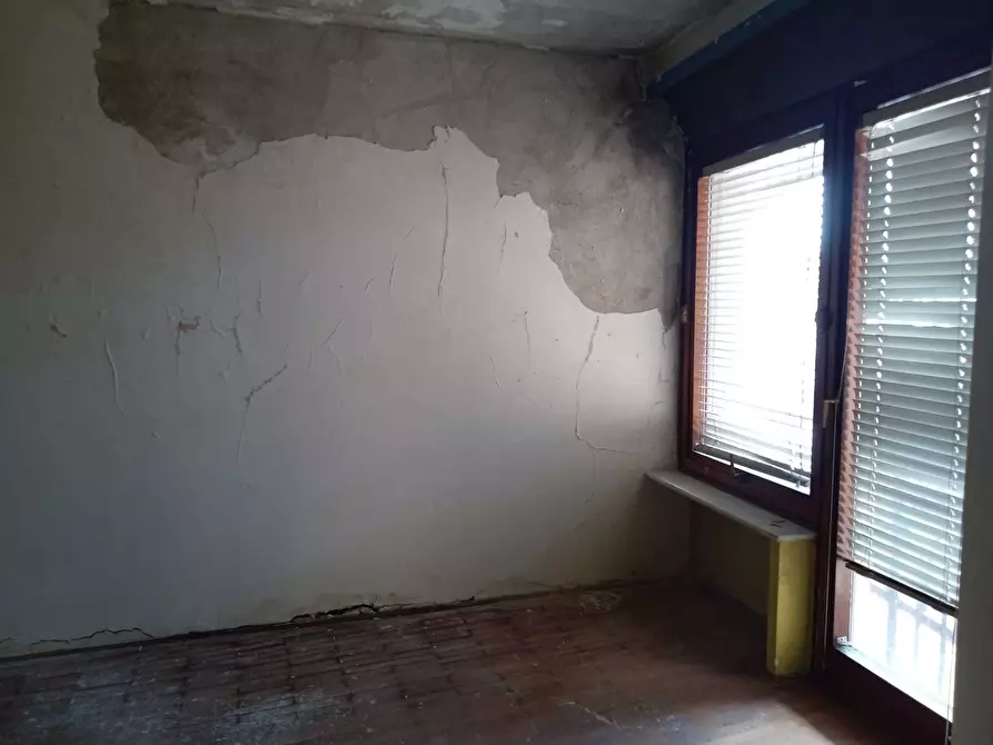 Immagine 10 di Rustico / casale in vendita  in Via Dante 99 a Gozzano