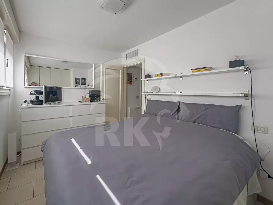 Immagine 21 di Quadrilocale in affitto  in via dell'indipendenza 54 a Bologna