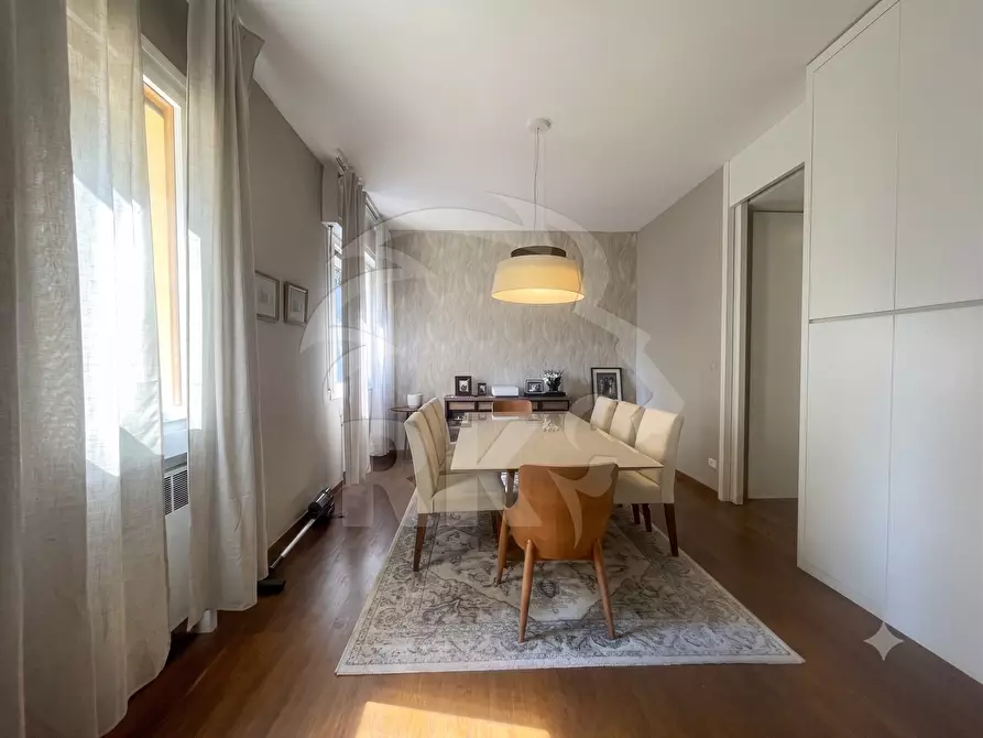 Immagine 9 di Pentalocale in vendita  in via Delle Rose 32 a Bologna