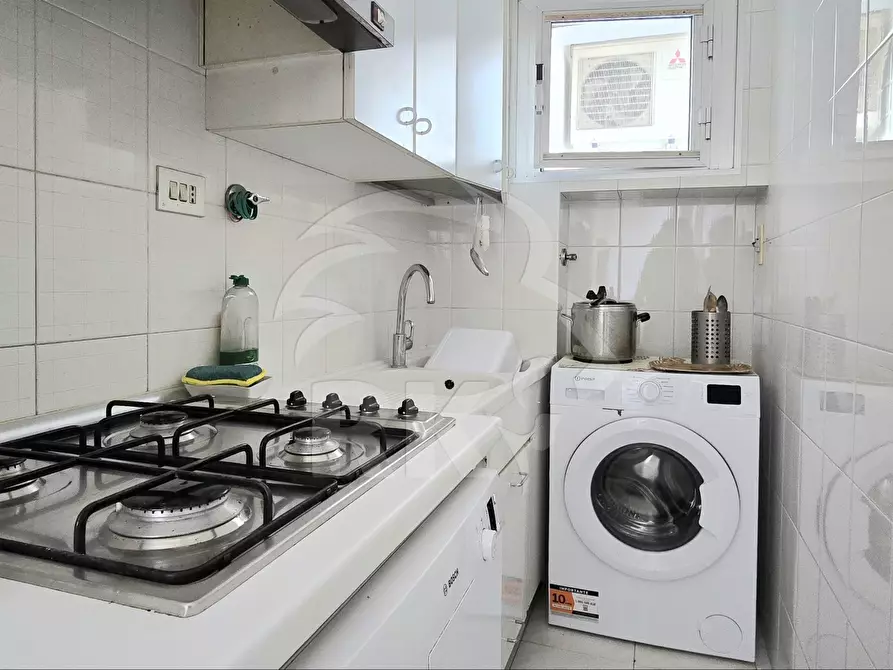 Immagine 22 di Pentalocale in vendita  in via cellini 11 a Bologna