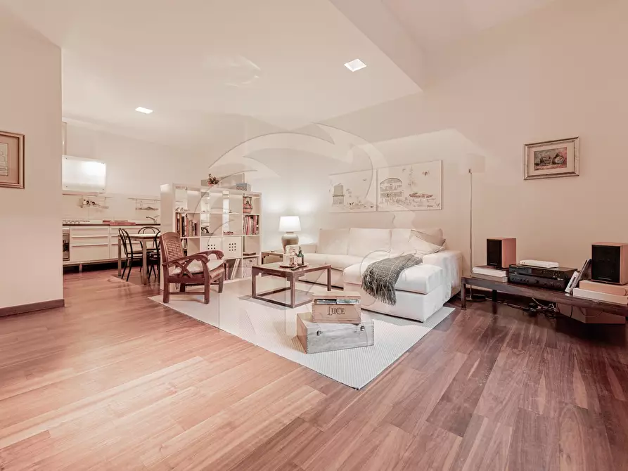 Immagine 4 di Trilocale in affitto  a Bologna