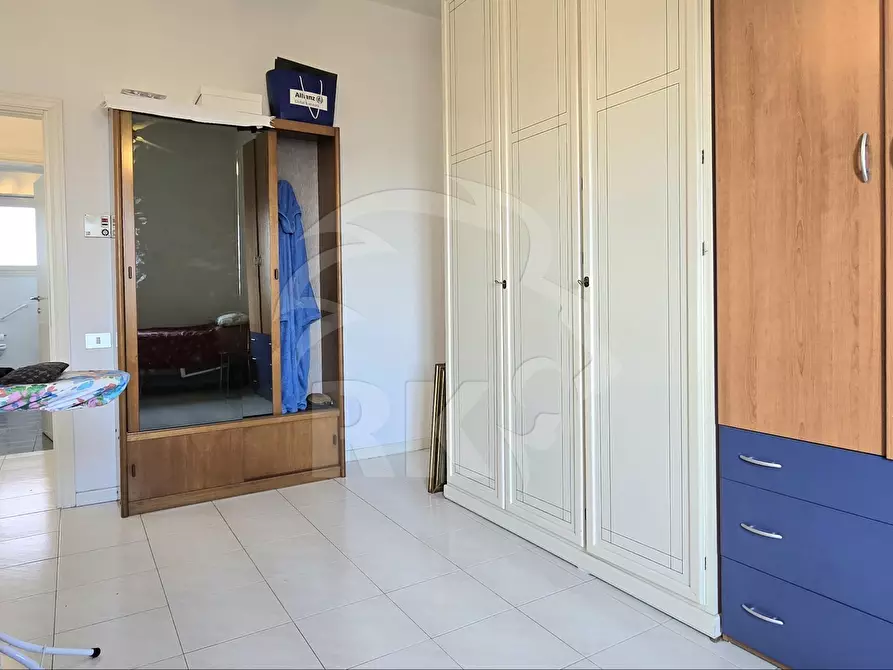 Immagine 15 di Pentalocale in vendita  in via cellini 11 a Bologna