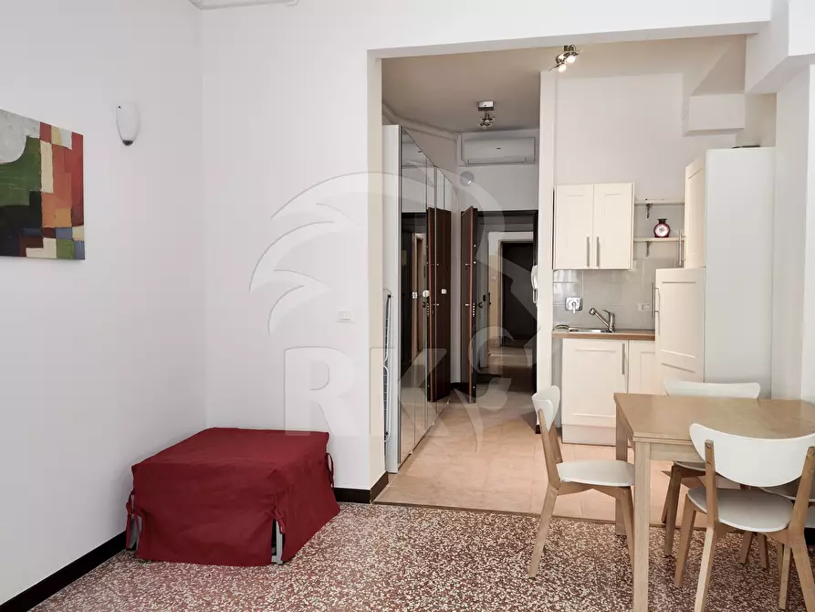 Immagine 21 di Monolocale in affitto  a Bologna