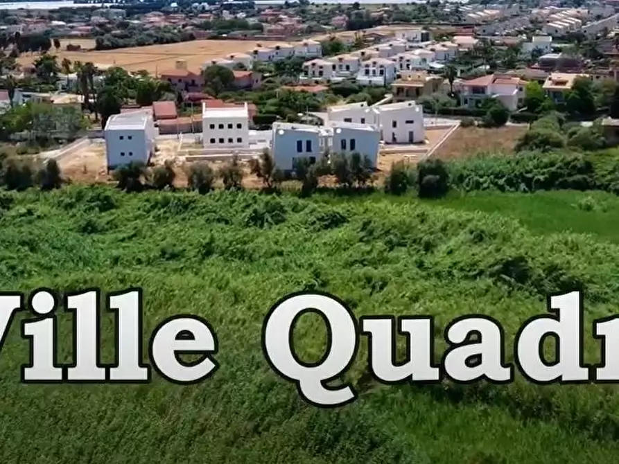 Immagine 4 di Villa in vendita  in Via Lido Sacramento 64 a Siracusa