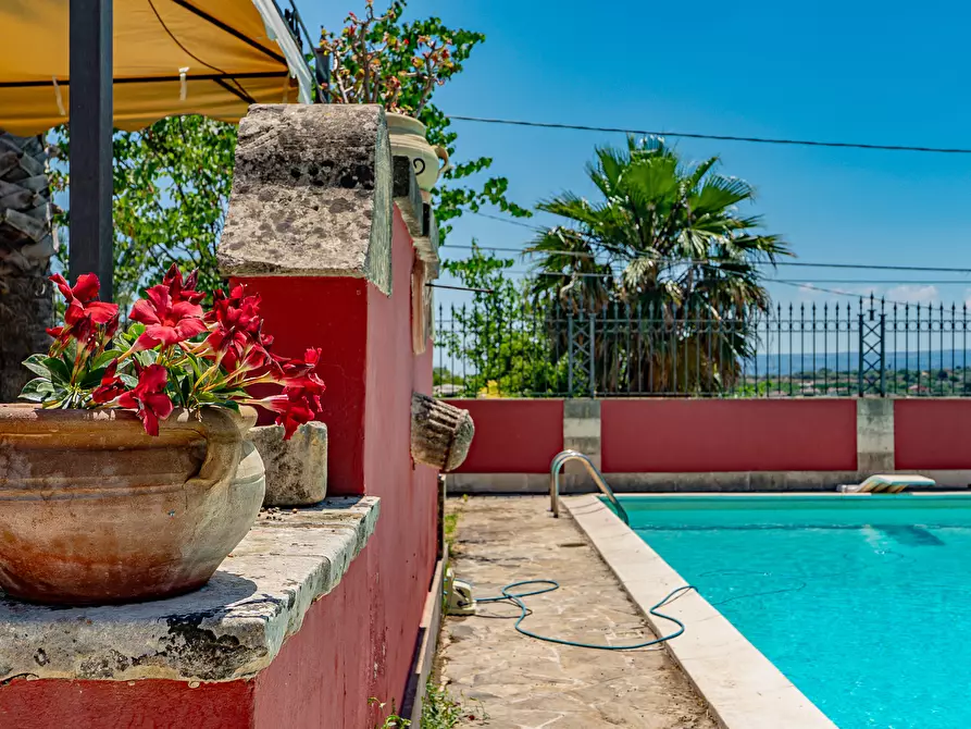 Immagine 92 di Villa in vendita  in Via Agamennone 2 a Siracusa