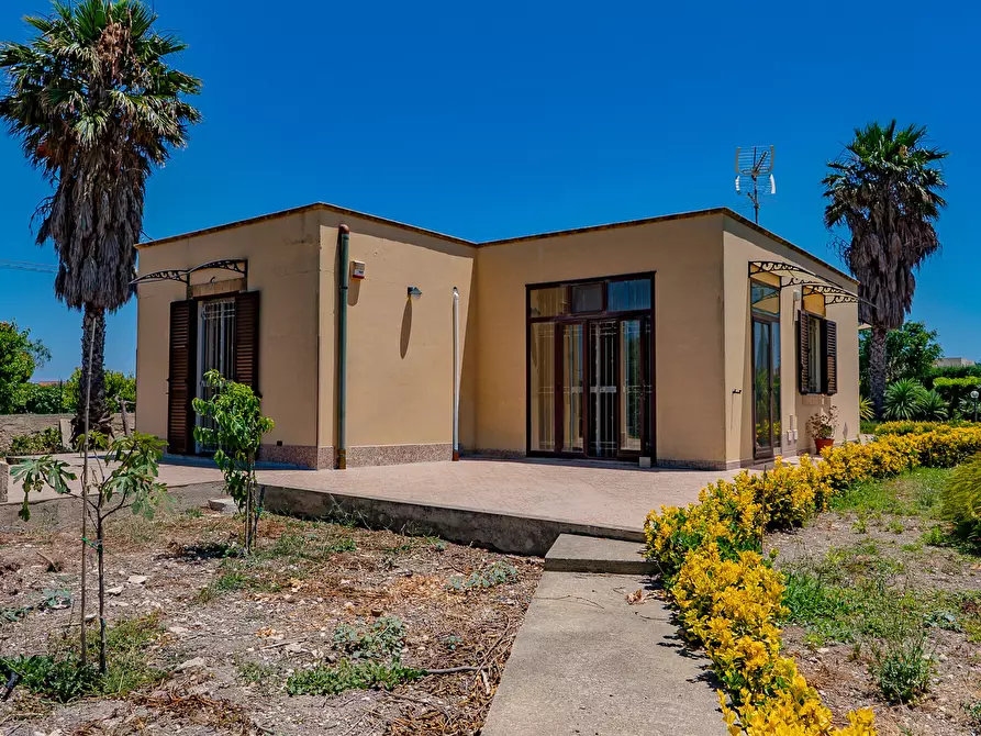 Immagine 49 di Villa in vendita  in Via Olindo Marinelli 66 a Siracusa