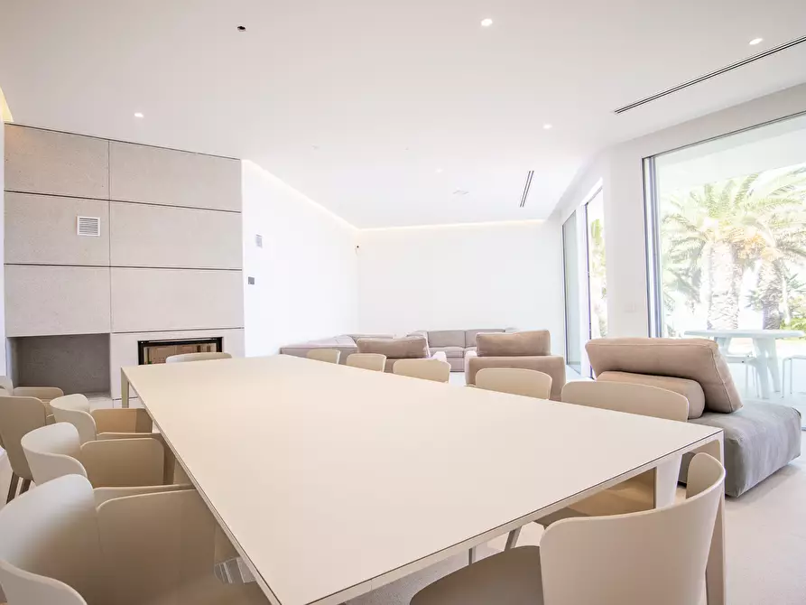 Immagine 24 di Villa in vendita  in Via La Maddalena 35 a Siracusa