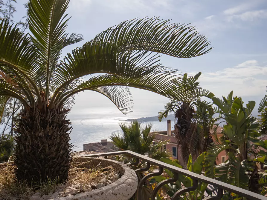 Immagine 97 di Villa in vendita  in Salita Giafari 25 a Taormina