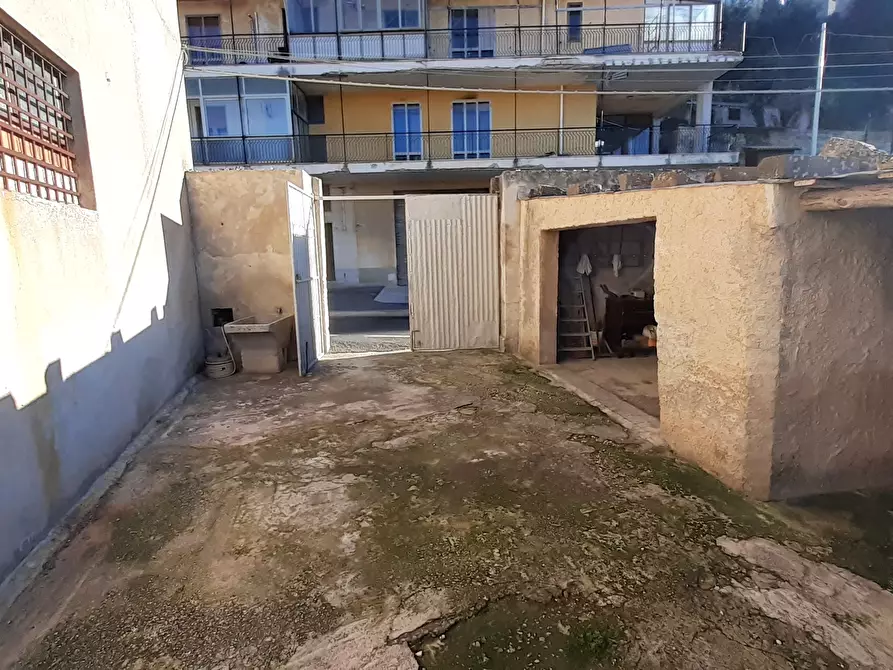 Immagine 7 di Terreno agricolo in vendita  in Via  Roma a Palazzolo Acreide